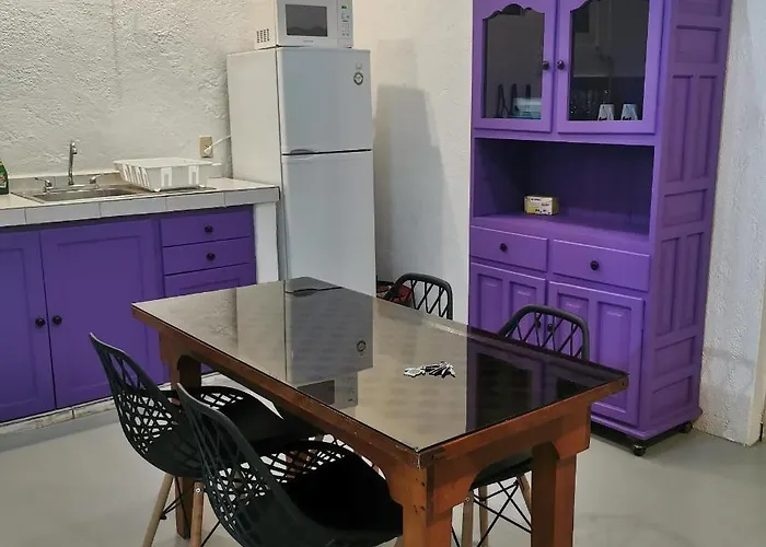2 Bedroom With A/c Wi-fi Location!